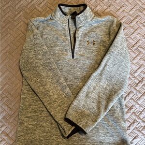 Under Armour youth Gray Sweater size M